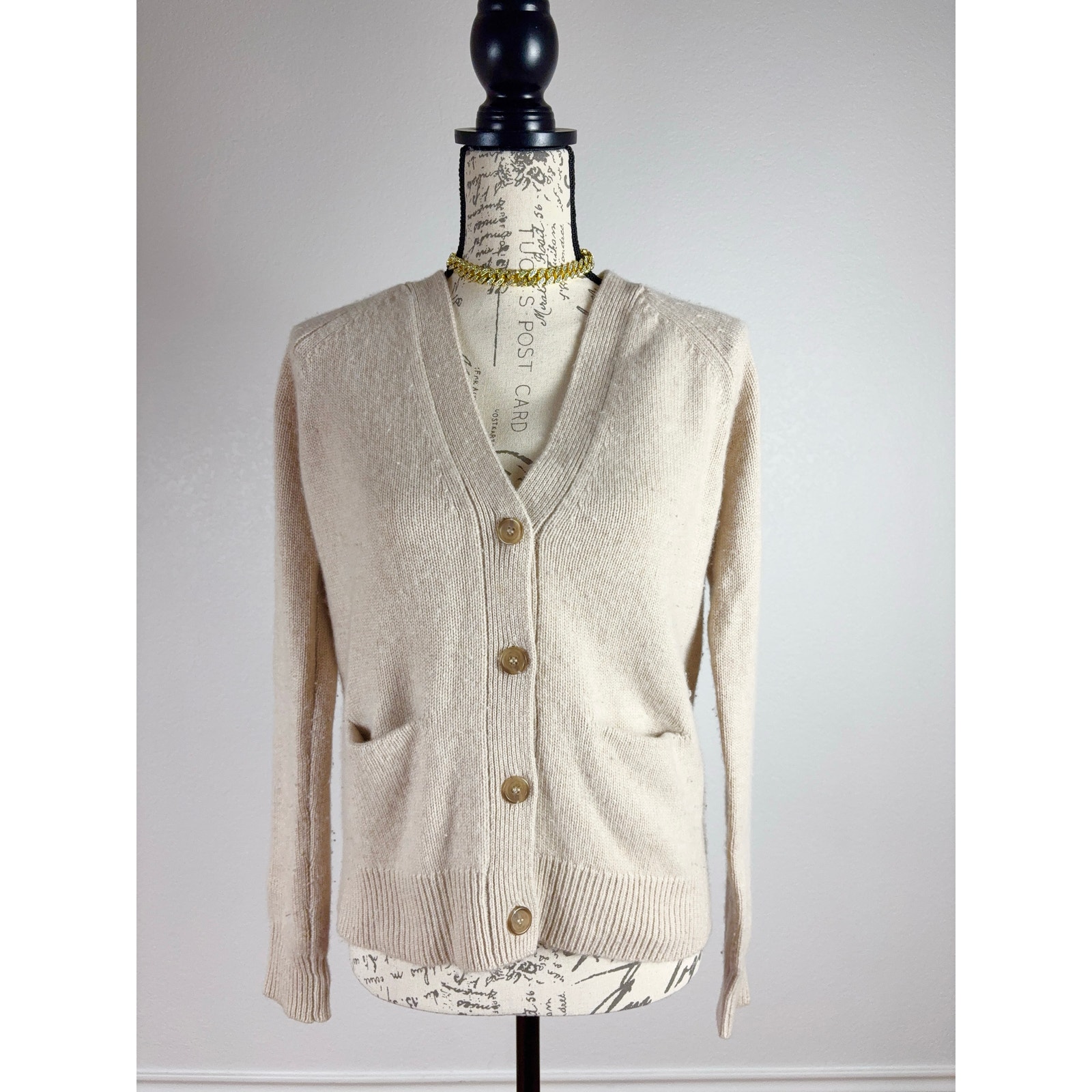 Jenni Kayne Cream V-Neck Button Cardigan